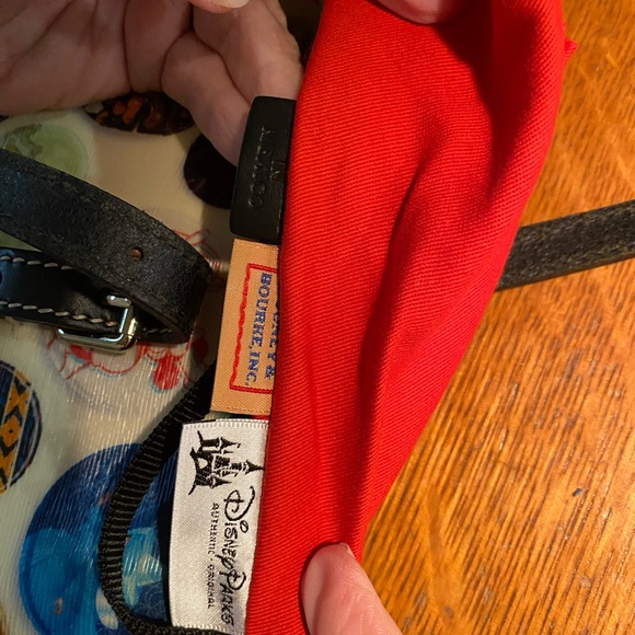 Retired Dooney and Bourke purse Disney - Picture 8 of 10